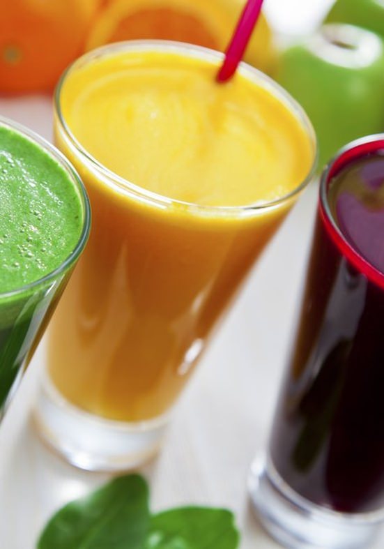 Sucos detox ajudam a desintoxicar os excessos de fim de ano